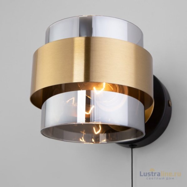 Бра Eurosvet Arcada 70127/1 черный/ дымчатый a060614 Бра Eurosvet Arcada 70127/1 черный/ дымчатый a060614