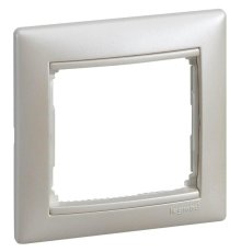 Рамка 1-постовая Legrand Valena жемчужная 770471