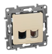 Розетка комбинированная RJ11+RJ45 Legrand Etika 5 кат UTP слоновая кость 672352
