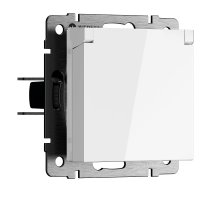 Розетка влагозащищенная с заземлением, с защитной крышкой и шторками Werkel белый W1171201 4690389213144 a069588