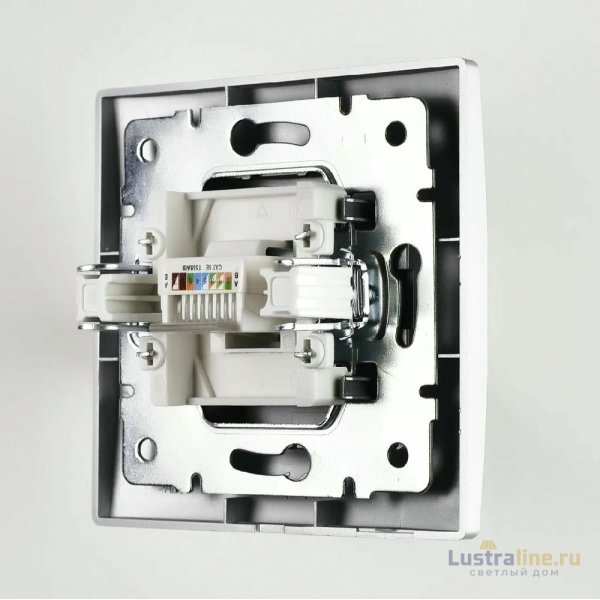 Розетка компьютерная Lezard Karina 707-4388-139