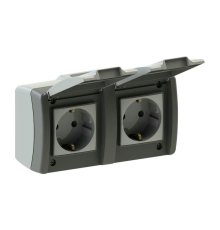 Розетка на 1 пост с заземлением двойная Mono Electric Octans IP54 16А 250В бело-серый 154-020007-120