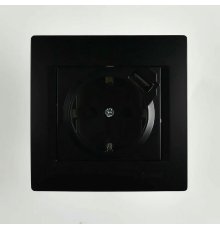 Розетка с/з + USB Lezard Karina 707-4288-181
