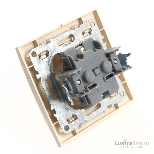 Розетка 1-местная Stekker PST16-9010-02 с защитной шторкой 39236