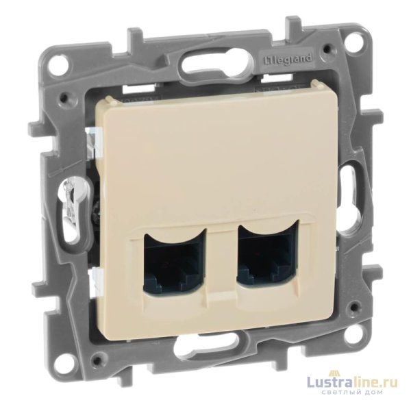 Розетка компьютерная 2хRJ45 Legrand Etika 6 кат UTP слоновая кость 672354