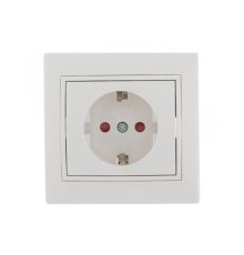 Розетка с защитой от детей Lezard Mira 701-0202-124