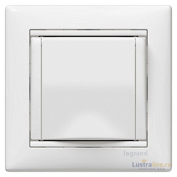 Розетка 2К+3 Legrand Valena 16A 250V с/з с крышкой винтовой зажим белый 774422
