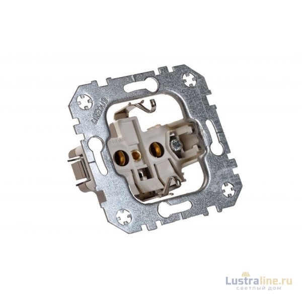 Розетка с заземлением и крышкой Liregus Epsilon 28-0162