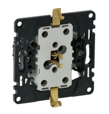Розетка двойная Legrand Valena Мех In Matic 16A 250V с/з безвинтовой зажим 753027