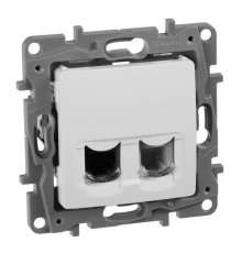 Розетка комбинированная RJ11+RJ45 Legrand Etika 5 кат UTP белая 672252