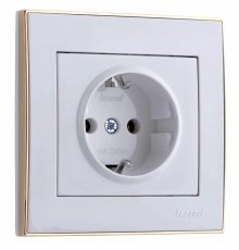 Розетка с/з Lezard Rain 703-0226-122