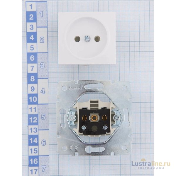 Розетка б/з Lezard Karina 707-0288-121B