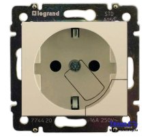 Розетка 2К+3 Legrand Valena 16A 250V с/з механической системой выталкивания вилки винтовой зажим слоновая кость 774395