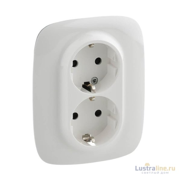 Розетка двойная Legrand Valena Allure 16A 250V с/з со шторками безвинтовой зажим белая 753726
