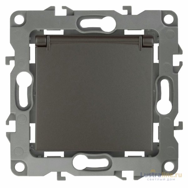Розетка 2P+E Schuko со шторками с крышкой Эра 12-2103-13 Б0019328