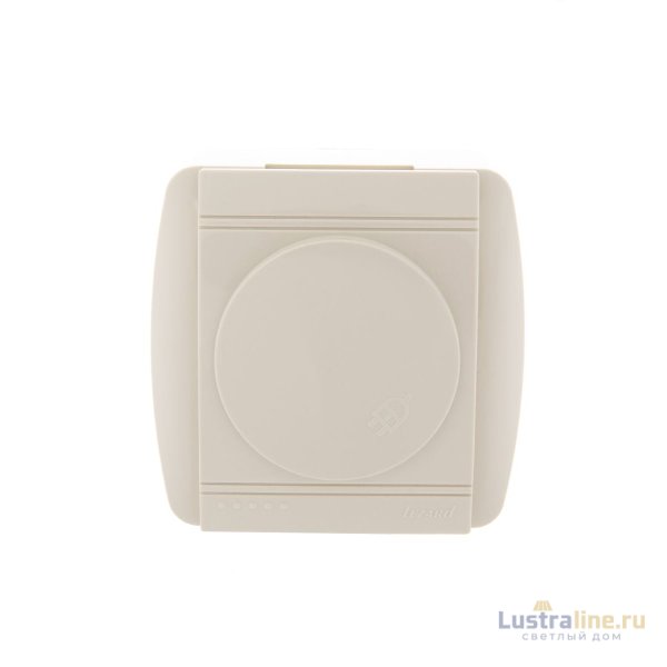 Розетка с/з с крышкой Lezard Demet 711-0300-123