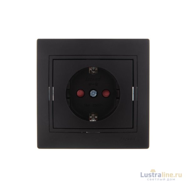 Розетка с защитой от детей Lezard Mira 701-4242-124