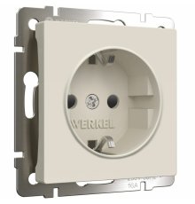 Розетка с заземлением и шторками Werkel 4690389184741 W1171162