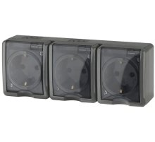 Розетка ЭРА Эксперт 3х2P+E IP54 со шторками 16A 250V 11-2406-03 Б0020723
