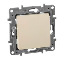 Выключатель кнопочный одноклавишный Legrand Etika 6A 250V слоновая кость 672314