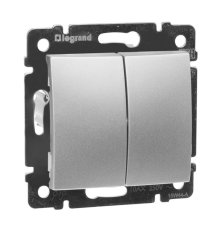 Переключатель двухклавишный на 2 направления Legrand Valena 10A 250V алюминий 770108
