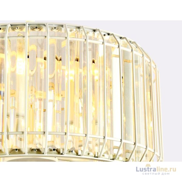 Подвесная люстра Ambrella Light Traditional TR5810
