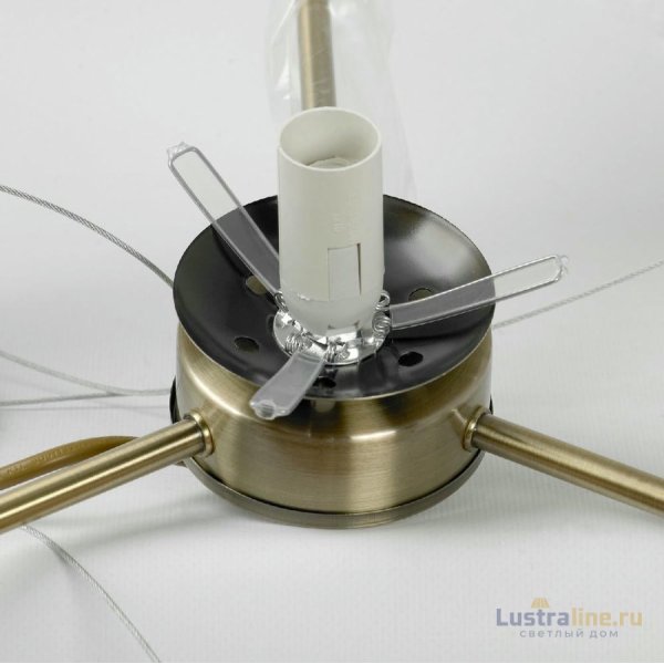 Подвесная люстра Lussole LSP-8899 Подвесная люстра Lussole LSP-8899