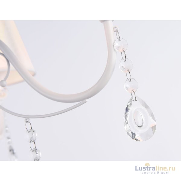 Подвесная люстра Ambrella Light Modern TR4601 Подвесная люстра Ambrella Light Modern TR4601