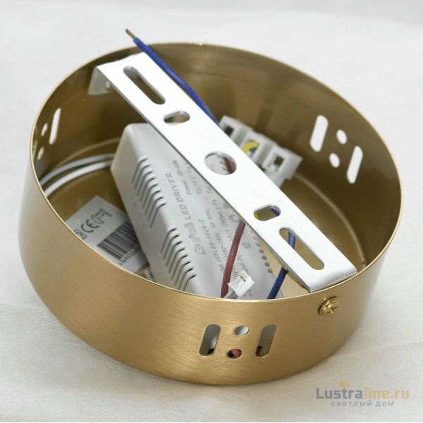 Подвесная люстра Lussole Concord LSP-7020 Подвесная люстра Lussole Concord LSP-7020