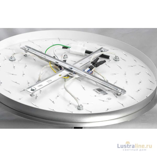 Потолочная люстра Lussole Como LSA-5603-07 Потолочная люстра Lussole Como LSA-5603-07