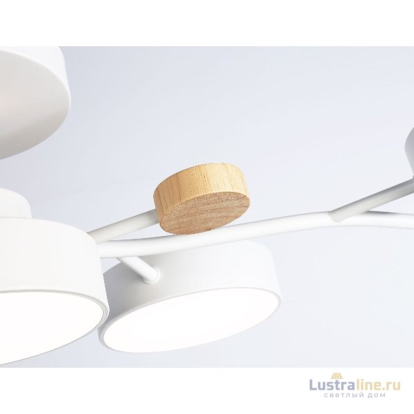 Потолочная люстра Ambrella Light Comfort LineTech FL4834