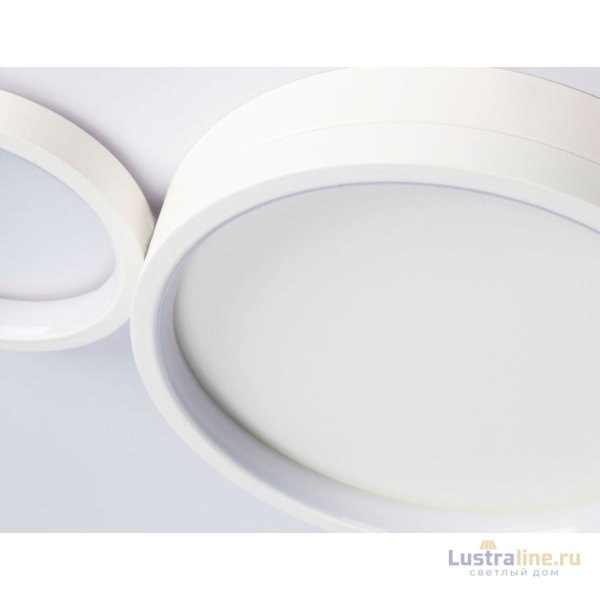 Потолочная люстра Ambrella Light Comfort LineTech FL4812 Потолочная люстра Ambrella Light Comfort LineTech FL4812