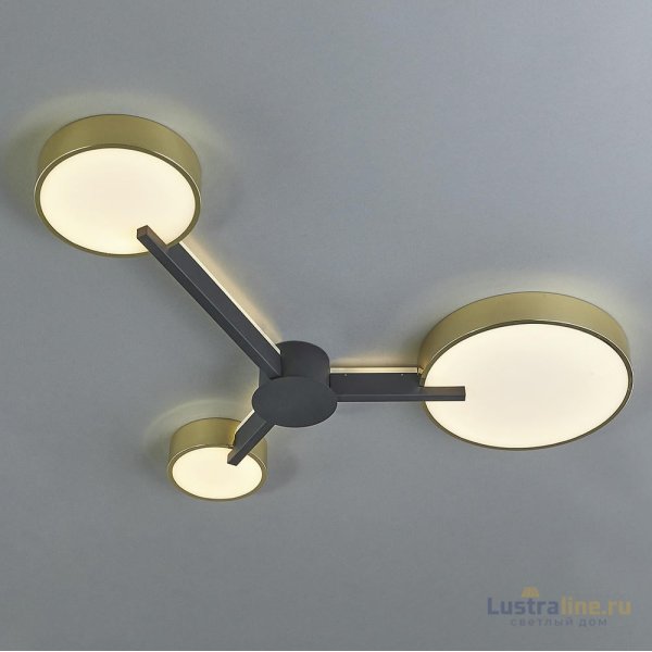 Потолочная светодиодная люстра Escada Expert 10209/3LED Потолочная светодиодная люстра Escada Expert 10209/3LED