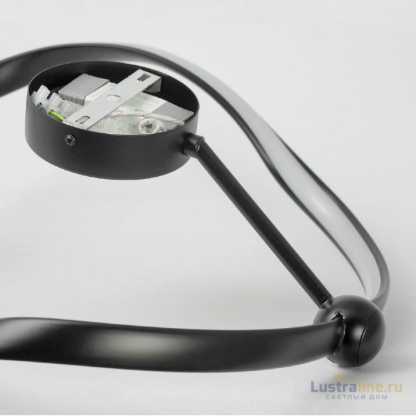 Потолочная люстра Lussole Kent LSP-7288 Потолочная люстра Lussole Kent LSP-7288