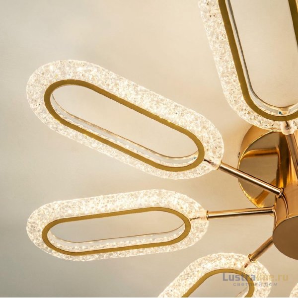 Потолочная люстра LED4U L8450-8 Потолочная люстра LED4U L8450-8