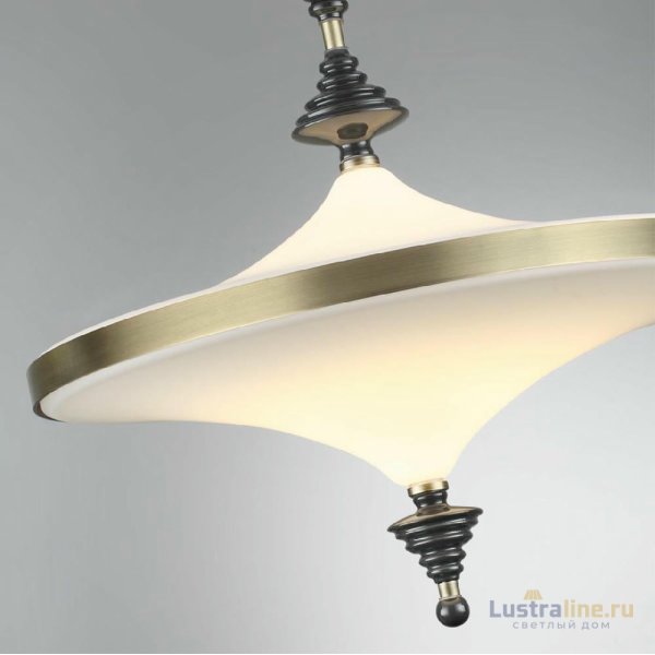 Потолочная люстра Odeon Light Ula L-vision 5404/43CL Потолочная люстра Odeon Light Ula L-vision 5404/43CL