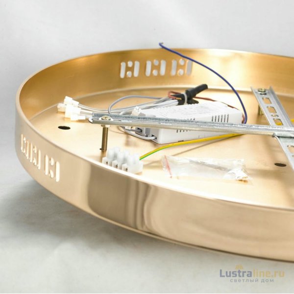 Потолочная люстра Lussole LSP-8477 Потолочная люстра Lussole LSP-8477
