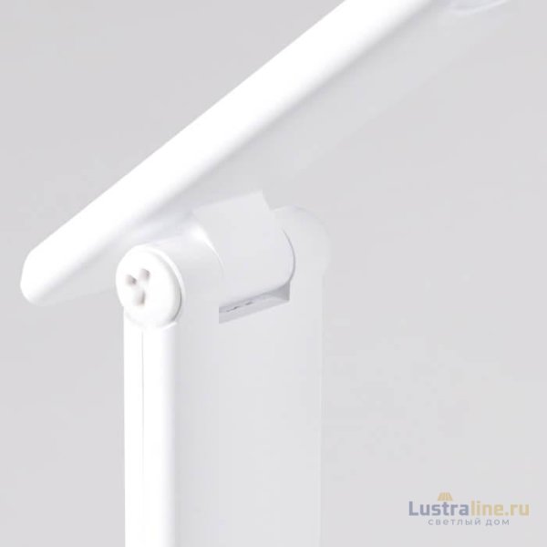 Настольная лампа Ambrella Light Desk DE530 Настольная лампа Ambrella Light Desk DE530