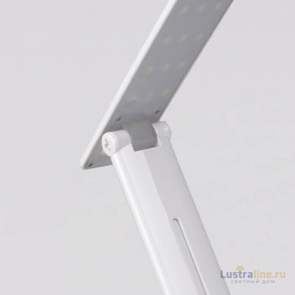 Настольная лампа Ambrella Light Desk DE500 Настольная лампа Ambrella Light Desk DE500
