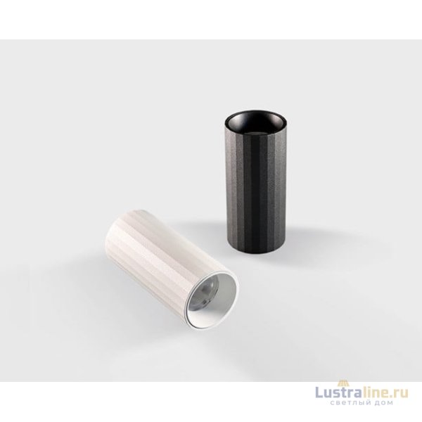 Накладной светильник Italline IT08-8028 black 3000K Накладной светильник Italline IT08-8028 black 3000K