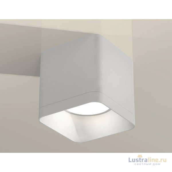 Накладной светильник Ambrella Light Techno XS7805001 (C7805, N7701) Накладной светильник Ambrella Light Techno XS7805001 (C7805, N7701)