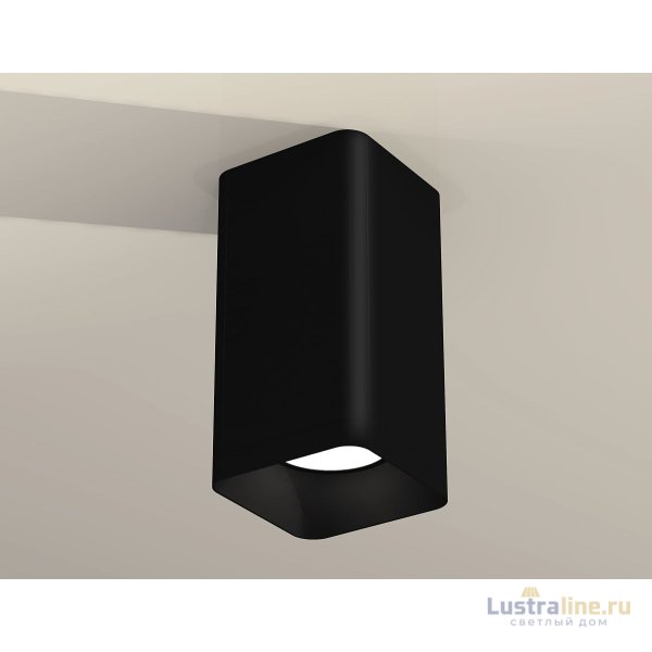 Накладной светильник Ambrella Light Techno XS7821002 (C7821, N7702) Накладной светильник Ambrella Light Techno XS7821002 (C7821, N7702)