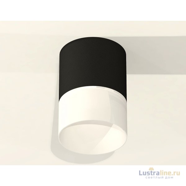 Потолочный светильник Ambrella Light Techno Spot XS7402035 (C7402, N7170) Потолочный светильник Ambrella Light Techno Spot XS7402035 (C7402, N7170)