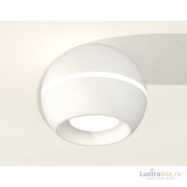 Накладной светильник с дополнительной подсветкой Ambrella Light Techno XS1101001 (C1101, N7020) Накладной светильник с дополнительной подсветкой Ambrella Light Techno XS1101001 (C1101, N7020)