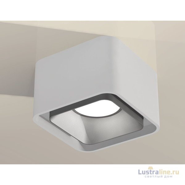 Накладной светильник Ambrella Light Techno XS7832003 (C7832, N7703) Накладной светильник Ambrella Light Techno XS7832003 (C7832, N7703)