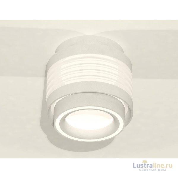 Потолочный светильник Ambrella Light Techno Spot XS8431002 (C8431, N8433) Потолочный светильник Ambrella Light Techno Spot XS8431002 (C8431, N8433)