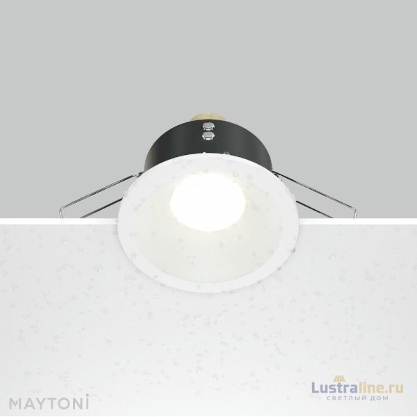 Встраиваемый светильник Maytoni Zoom DL032-2-01W Встраиваемый светильник Maytoni Zoom DL032-2-01W
