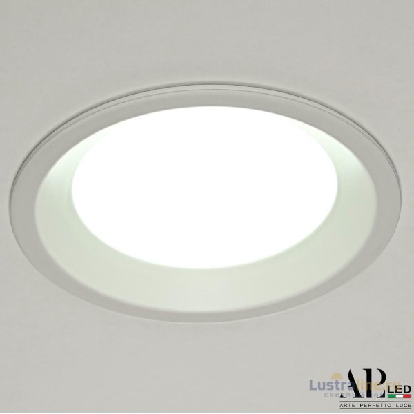 Встраиваемый светильник Arte Perfetto Luce Ingrid 3322.LDY9016/9W/6K Встраиваемый светильник Arte Perfetto Luce Ingrid 3322.LDY9016/9W/6K