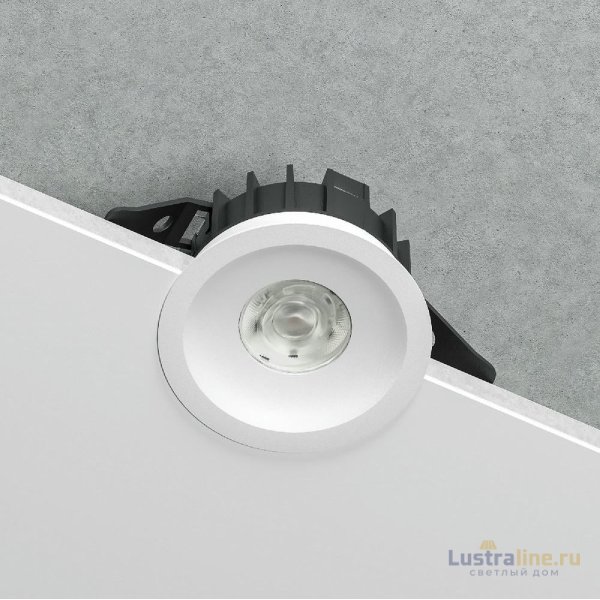 Встраиваемый светильник Elektrostandard Combi 25067/LED 4690389211560 a069005 Встраиваемый светильник Elektrostandard Combi 25067/LED 4690389211560 a069005