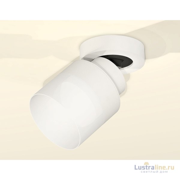Спот Ambrella Light Techno Spot XM8101021 (A2228, A2105, C8101, N8402) Спот Ambrella Light Techno Spot XM8101021 (A2228, A2105, C8101, N8402)